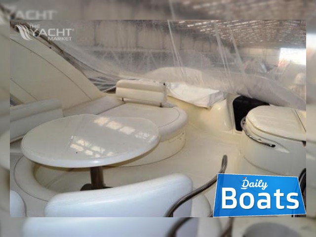 2004 Azimut 68 Plus in vendita