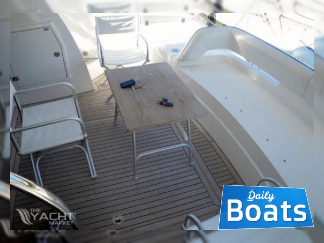 Kupić 2007 Fairline Phantom 48