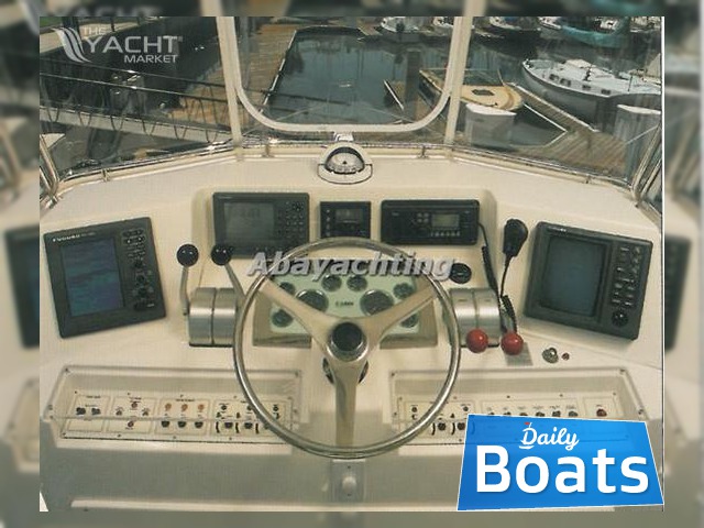 2002 Cabo 35 Flybridge