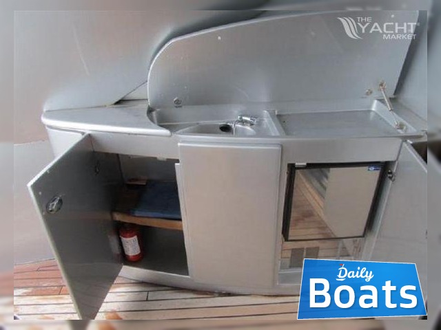 Buy 2005 Pershing 76