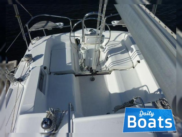 2005 Hunter 27
