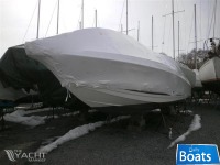 Formula 330 Sun Sport