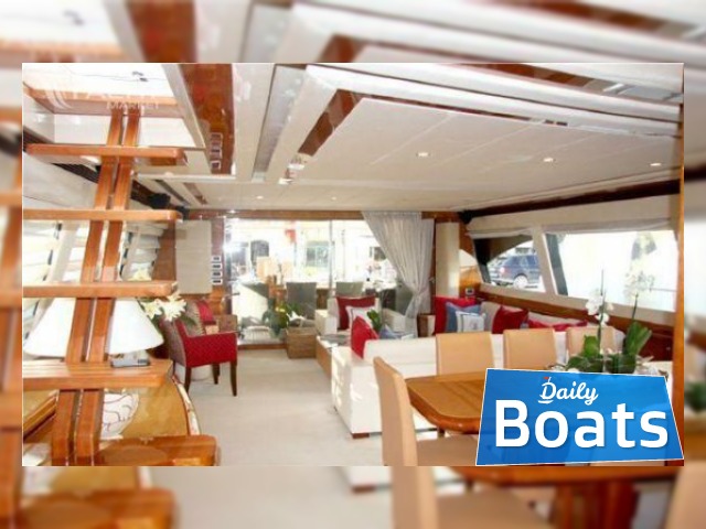 2008 Ferretti 830 προς πώληση