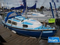 Islander 23