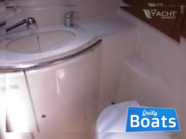 2006 Dufour 44