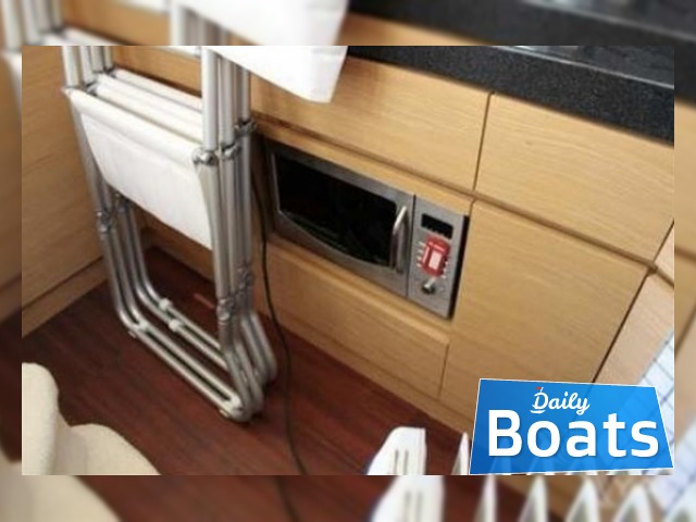 2006 Azimut 43 in vendita