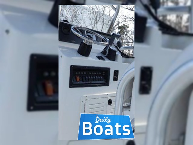 2001 Mako 221 for sale