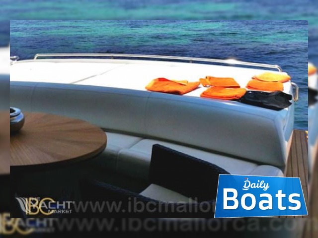 2004 Pershing 76