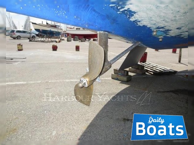 Buy 1983 Moody 27