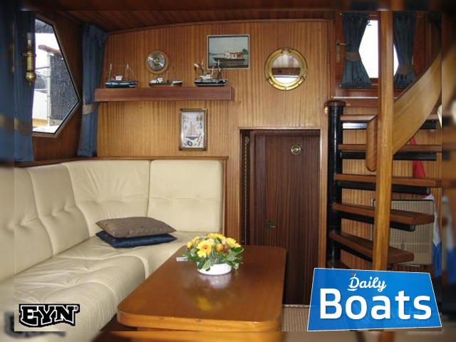 1985 Condor 107