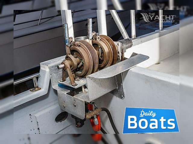 Buy 1981 CHB Tri Cabin