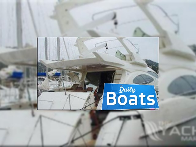2000 Azimut 68