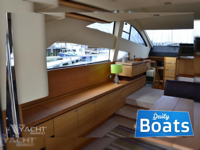 Kupiti 2010 Fairline Phantom 48