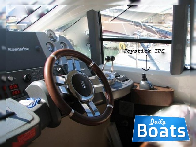 2007 Azimut 43S for sale