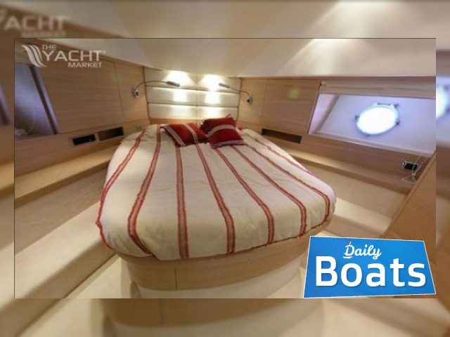 2007 Aicon 64' Fly