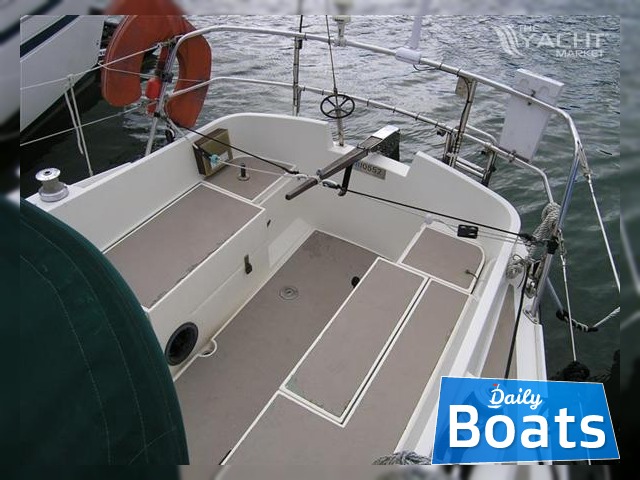 1979 Oyster 26 for sale