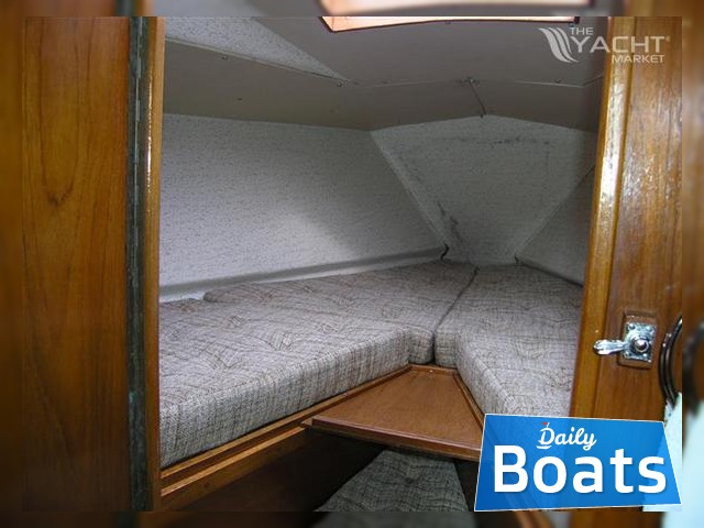 1979 Oyster 26 for sale