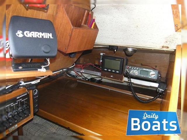 1979 Oyster 26 for sale
