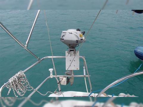 2005 Dufour 34 Performance
