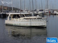 Greenline 33 Hybrid Solar.As New