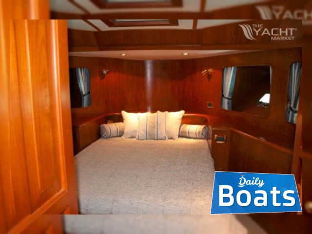 2005 Trader 47