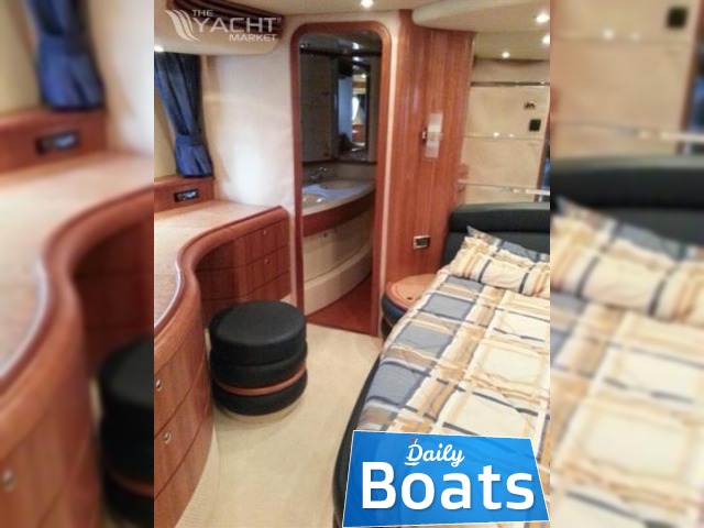 Buy 2007 Azimut 68 Evolution Fly