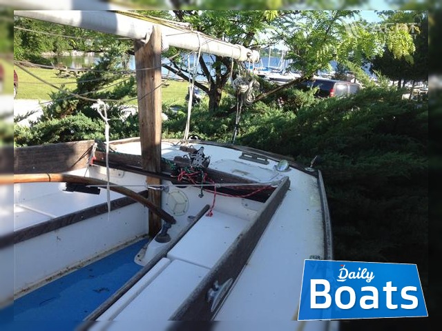 1973 Cape Dory Typhoon na prodej