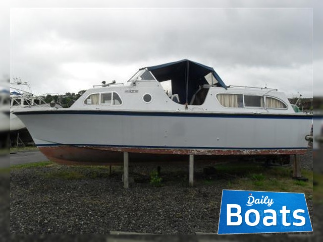 Buy 1975 Elysian 27 Centre Cockpit
