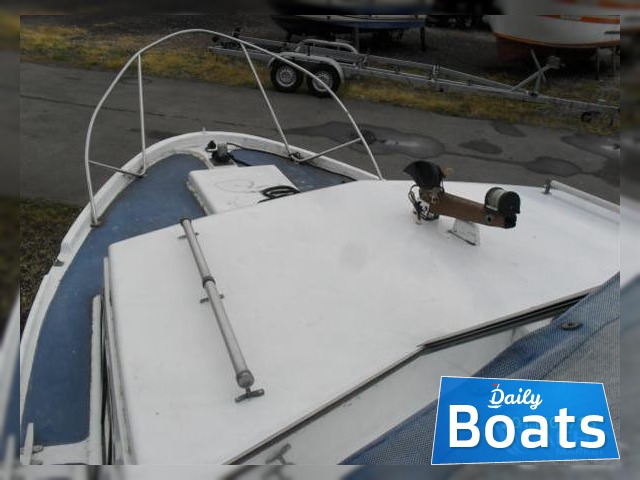 1975 Elysian 27 Centre Cockpit for sale