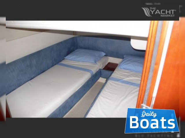 2002 Fairline Phantom 38