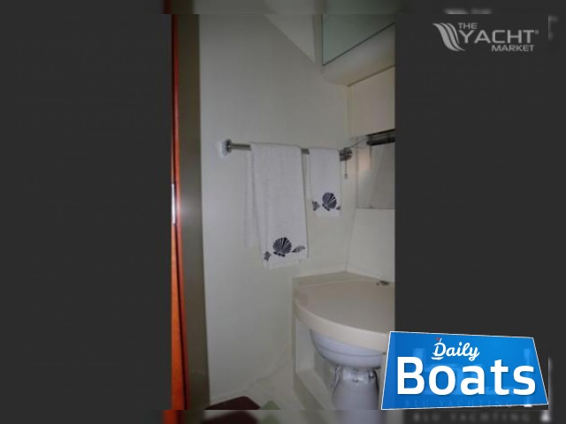 Buy 2002 Fairline Phantom 38