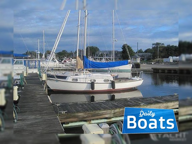 1980 Cape Dory 25