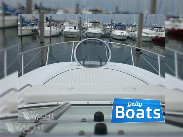 2007 Crownline 270
