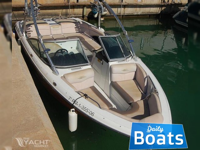 Koupit 2005 Mastercraft Maristar 230