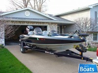 Triton Tr 196