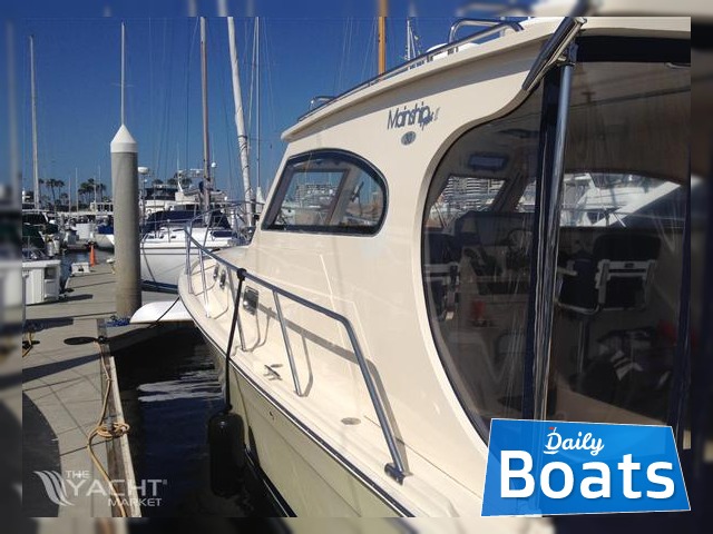 2005 Mainship 30