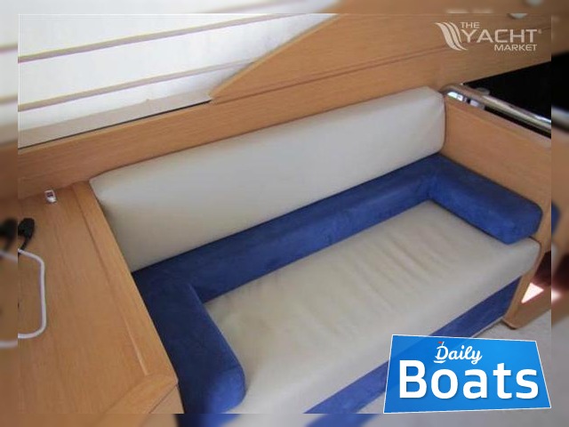 2007 Azimut 43 for sale
