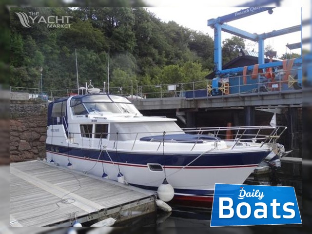 Купить 2008 Trader 42