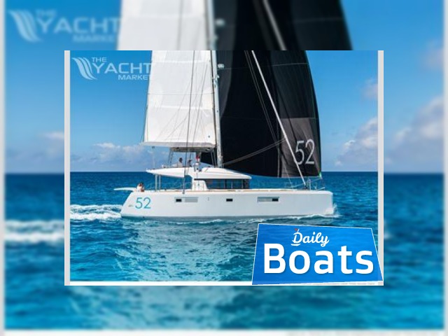 2013 Lagoon 52
