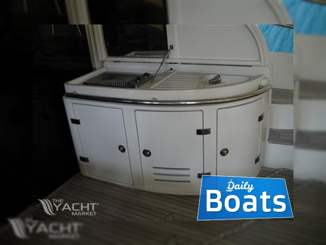 2005 Azimut 68S