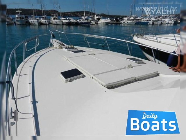 2000 Bertram 54 Convertible