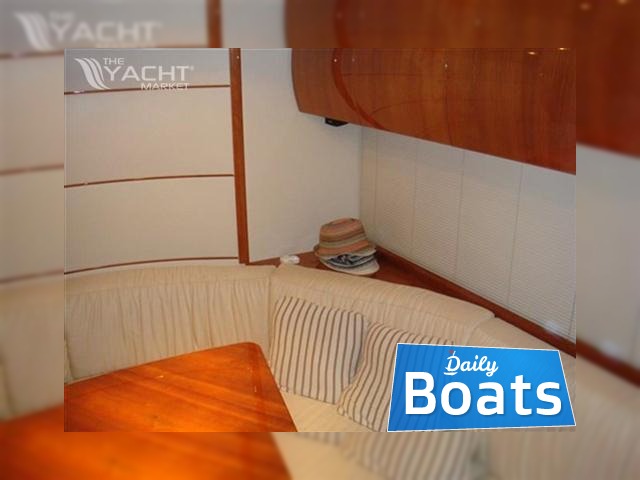 2010 Pershing 46'