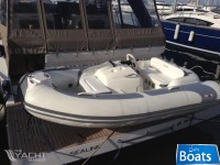 Avon 320 Jet Dl