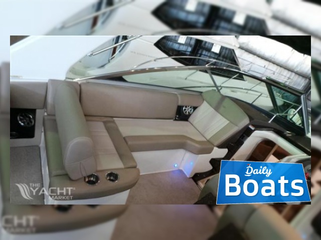 2014 Regal 32 Express til salg