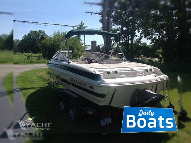 Buy 2004 Larson 210 Lxi