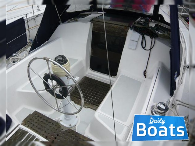 1993 Hunter Legend 28