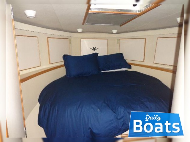 1991 Bertram 43Sf