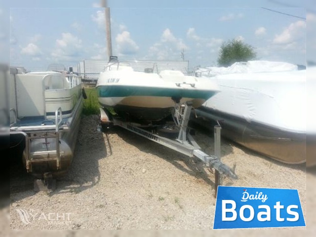 1996 Starcraft Deckboat