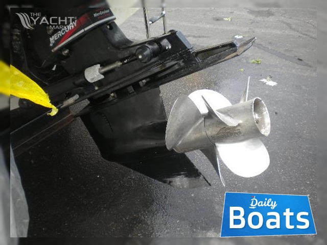 Buy 2003 Larson 234Escape