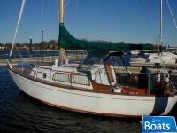 Cheoy Lee Sloop